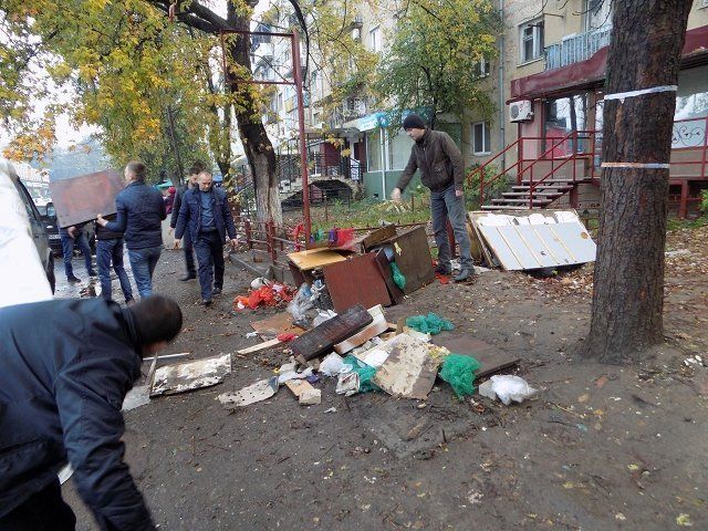 Сегодня в Ужгороде наводили порядок на рынке "Белочка"