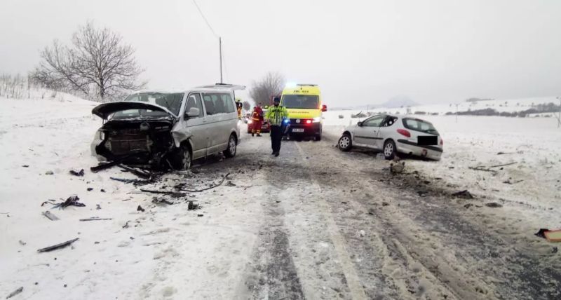 Чехия, транспортный коллапс, снег, ДТП