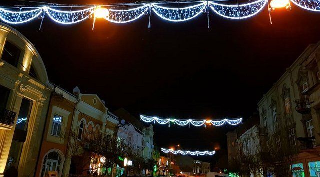 Праздничная иллюминация обошлась Ужгороду в 2 миллиона