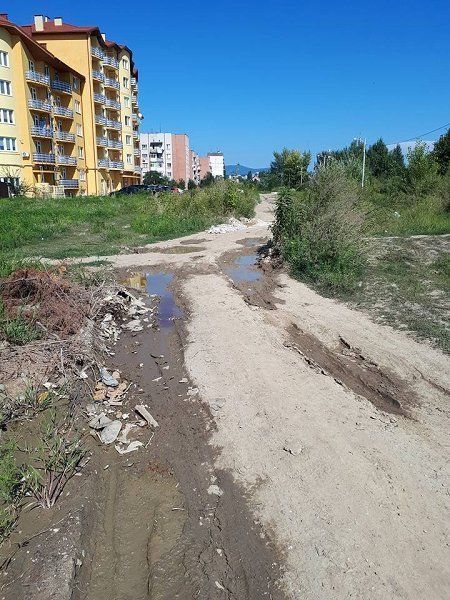 Улица Богомольца в Ужгороде в ужасном состоянии