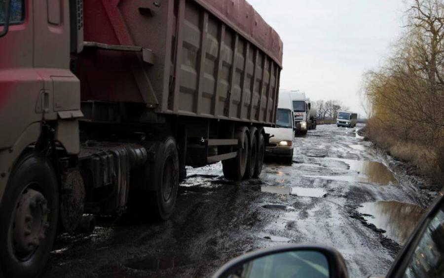 В сети показали ужасное качество трассы в Николаевской области (ВИДЕО, ФОТО)
