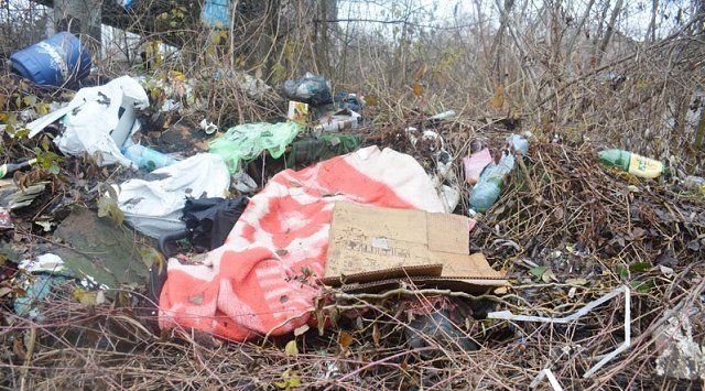 Ужгородский рынок "Белочка" превращается в свалку мусора