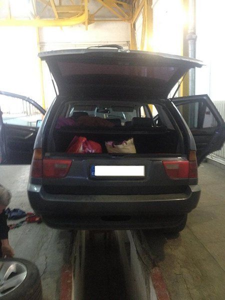 Украинец лишился авто из-за контрабандных сигарет