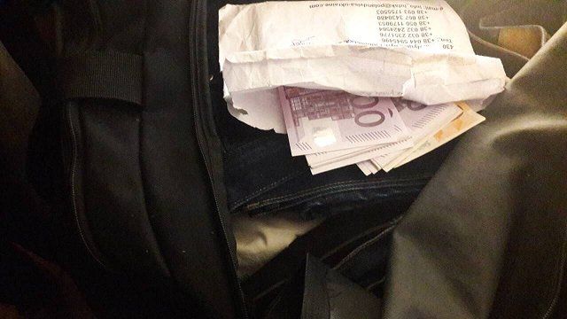 На КПП "Тиса" таможенники изъяли не задекларированные почти 11 тысяч евро