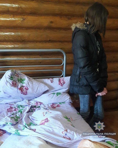 В одной из гостиниц Свалявы задержали двух проституток