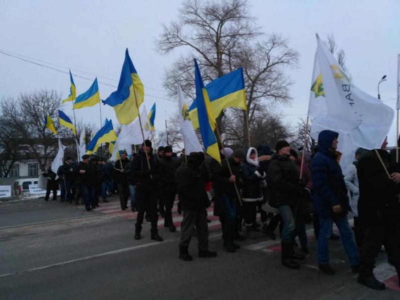 Глобальный протест: аграрии перекрыли ключевые автомагистрали Украины