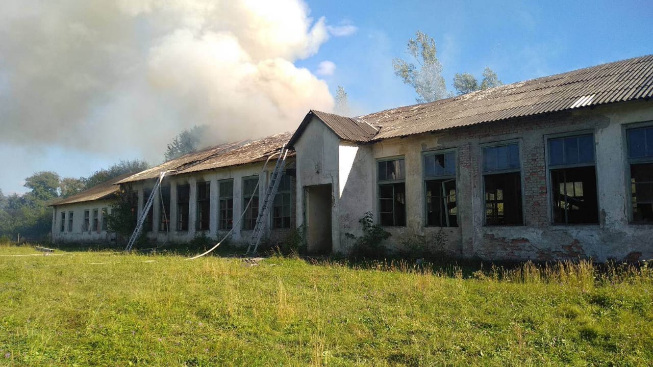 В Закарпатье тушили пожар огромнейших масштабов 
