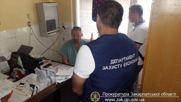 В Мукачево задержали врача-взяточника