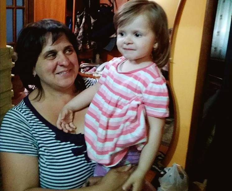В Мукачево спасатели с помощью автолестницы "освобождали" трехлетнего ребенка из квартиры