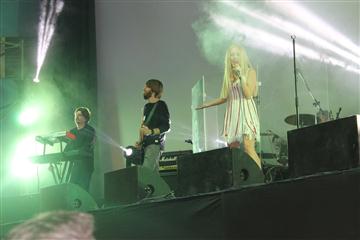 Українські зірки дали у Мукачеві благодійний концерт на підтримку хворих дітей.