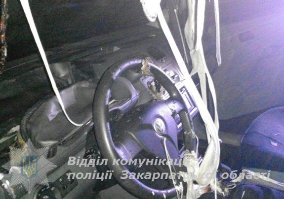 Злоумышленники подожгли "Volkswagen Caddy" на Закарпатье