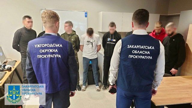 1 млн евро залога: В Ужгороде избрали меры пресечения масштабным аферистам-переселенцам 