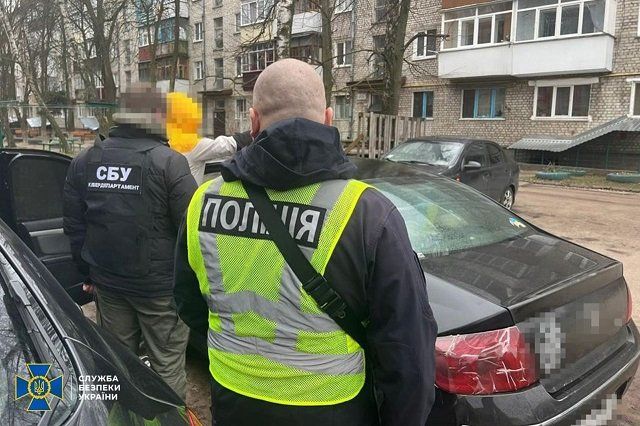 Украинских аферистов, обещавших "эвакуацию" жителям Бахмута задержали в Польше 