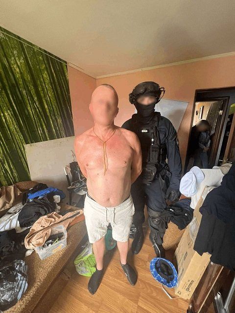 В Закарпатье наркоторговец при задержании пошел "на крайние меры"