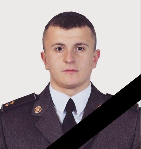 В боях за Украину погиб военнослужащий из Закарпатья - Русник Роман Васильевич. 