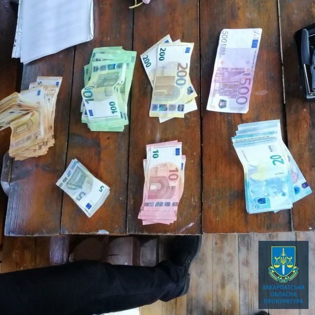 В Закарпатье бизнесмена-переправщика задержали несмотря на "маневры"