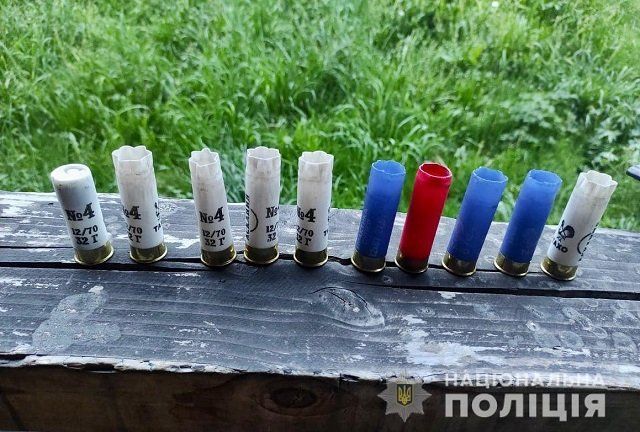 В Закарпатье киевлянин "с бодуна" чуть не застрелил жену с родителями