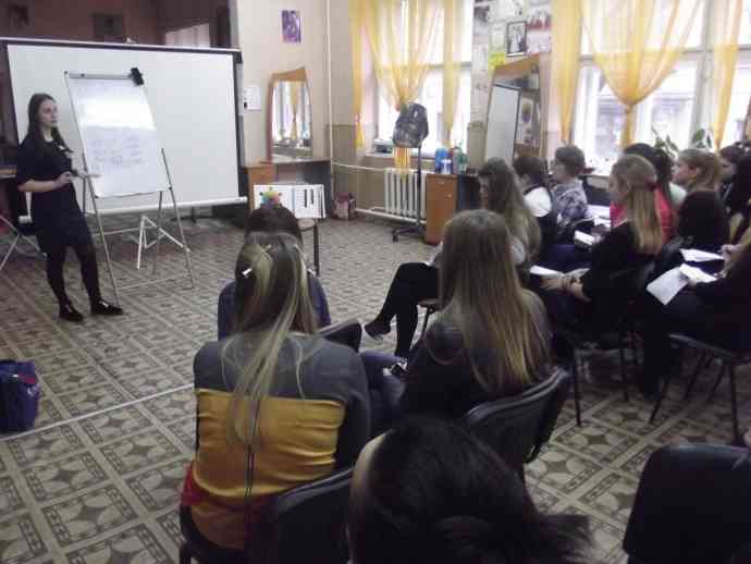 Ужгородське вище комерційне училище КНТЕУ інформує...
