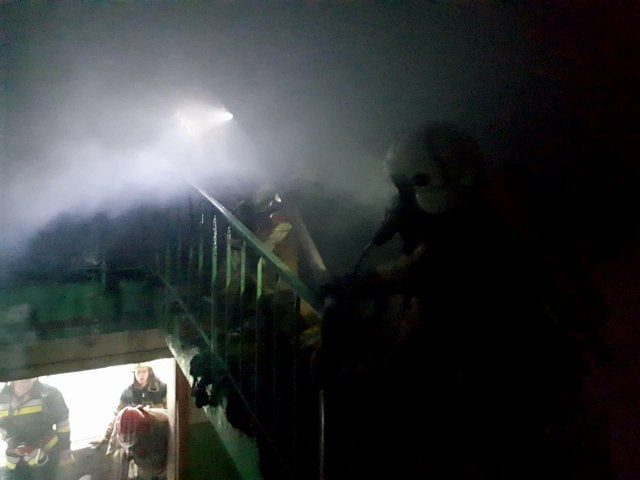 Пожар в ужгородской 16-этажке: Людей пришлось эвакуировать