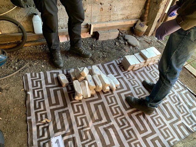 В Закарпатье при обыске у контрабандиста нашли 120 килограмм наркотиков