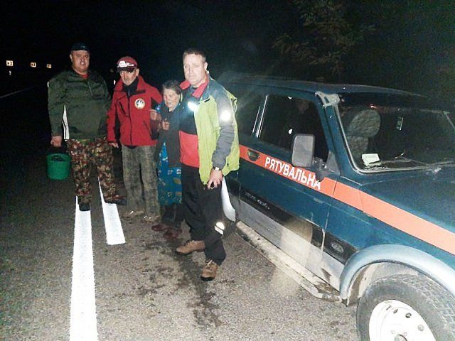 В Закарпатье горным спасателям поступила информация о пропаже двоих грибников