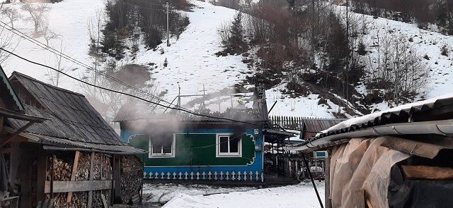 Жуткая смерть: В Закарпатье в собственном доме во время пожара погиб мужчина