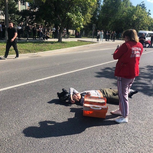 Страшная авария в Закарпатье: Не разминулись мотоциклист и авто, есть пострадавшие