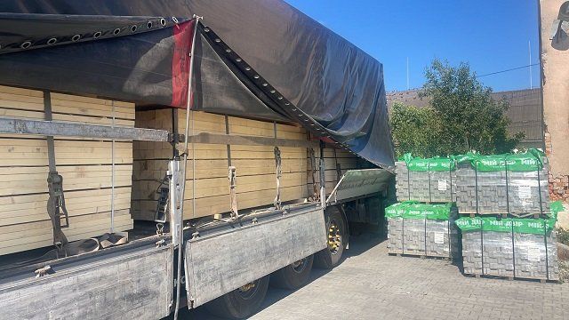 "Хвойных" экспортеров-махинаторов разоблачили на границе в Закарпатье 