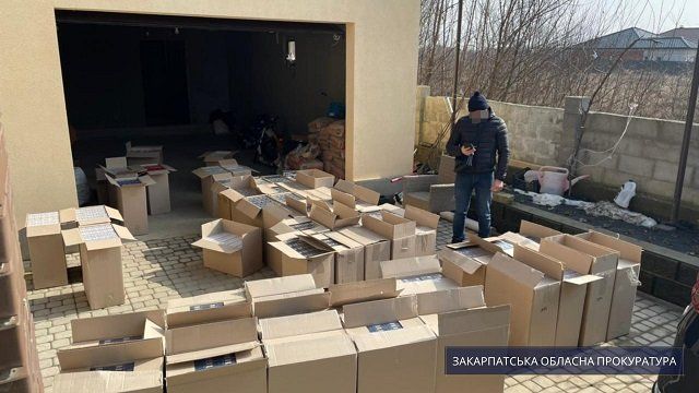В Закарпатье накрыли склад контрабандистов с товаром на 2,5 миллиона гривен