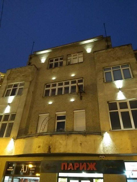 В стенах скорбного дома на Почтовой в Ужгороде завелся лютый диверсант (ФОТО)