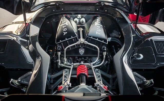 Гиперкар SSC Tuatara установил новый рекорд скорости среди серийных машин