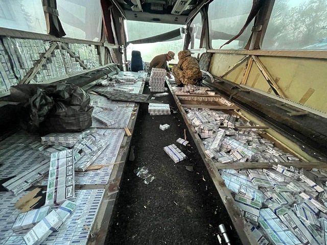 Підкотили подробиці щодо забитого контрабандою автобуса на МП Астей