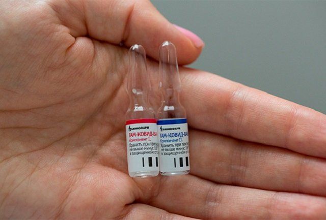 Путин заявил о регистрации первой в мире вакцины от COVID-19