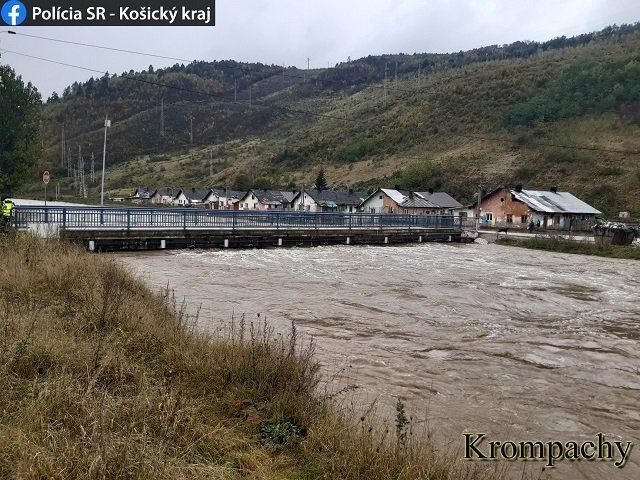 В Словакии сильные дожди стали причиной наводнения