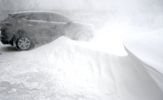 Белый ад: В Словакии снег, метель и сильный ветер стали причиной серьезных проблем 