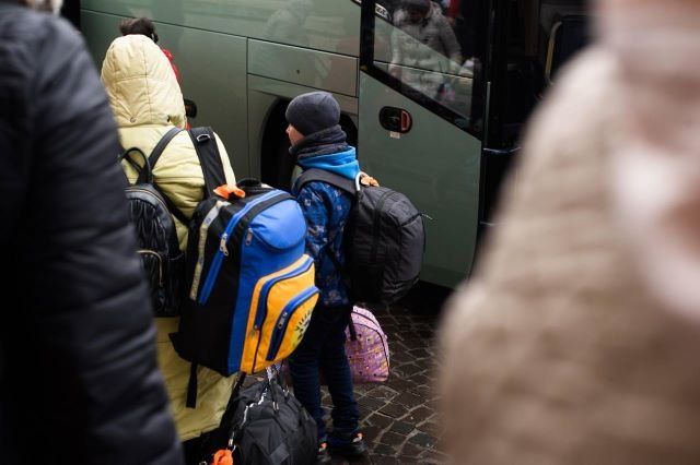 Сегодня из Закарпатья в Болгарию эвакуировали еще более 100 беженцев 