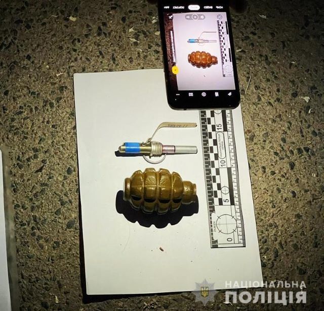 Громкое задержание в Одессе: подозреваемый бросил гранату в полицейских 