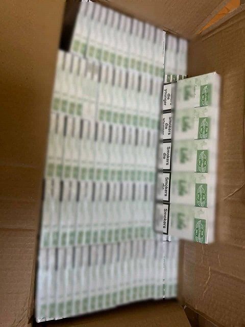 В Закарпатье контрабандистам сорвали доставку 12 000 пачек сигарет