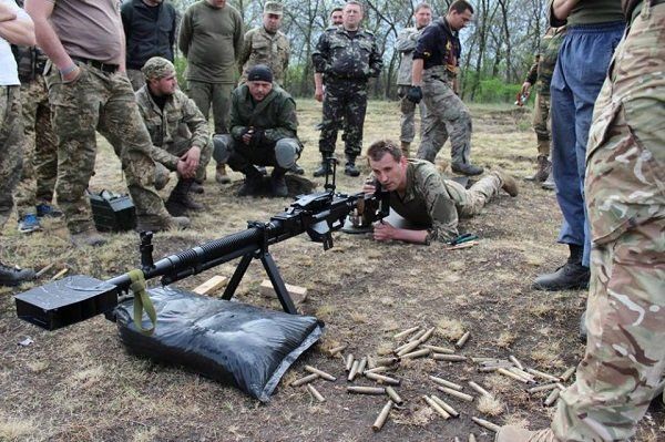 На Донбасс отправили группу профессиональных украинских бойцов