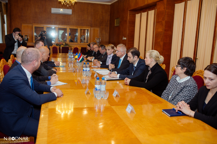 Міністр Трочані зустрівся з головою Закарпатської ОДА Геннадієм Москалем
