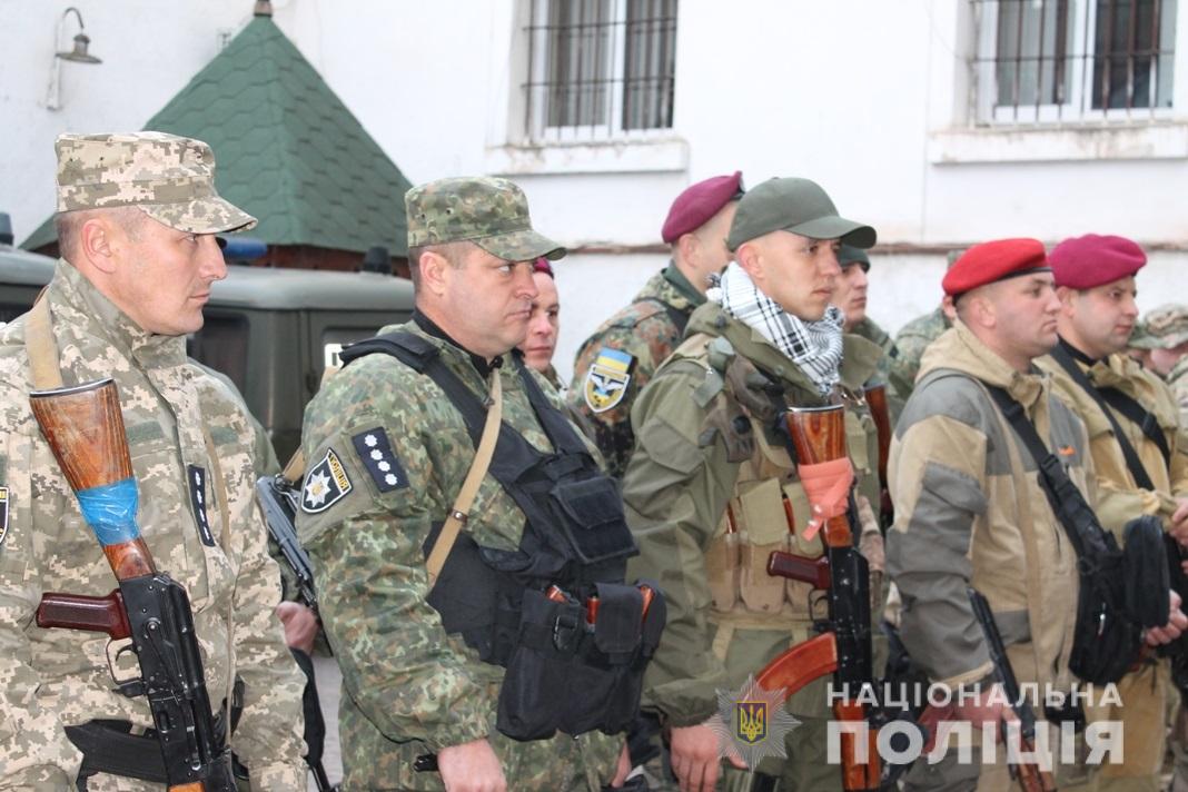 У зону проведення операції об’єднаних сил на Донбасі вирушив зведений загін поліції Закарпаття