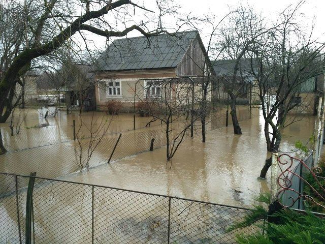 Река Теребля подтопила в Закарпатье 22 жилые дома