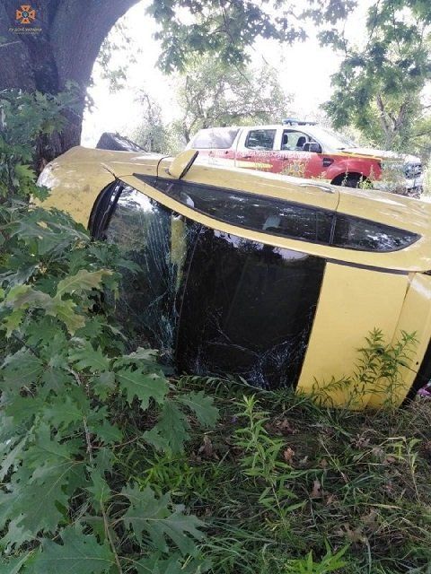 Авария в Закарпатье: водительницу пришлось деблокировать спасателям