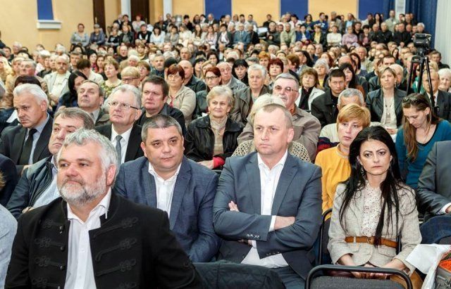 KMKSZ закликає легалізувати подвійне громадянство в Україні
