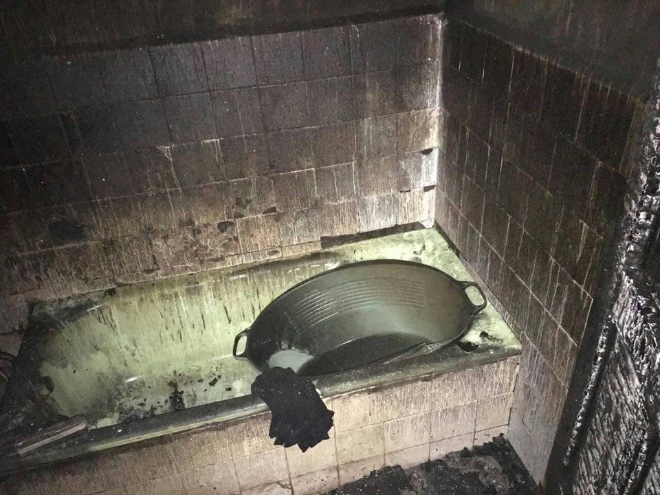 В Закарпатье человек остался без крыши над головой из-за курения: Опубликованы жуткие кадры 