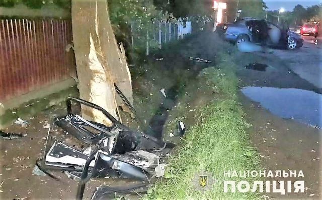 В Закарпатье в ужасном ДТП погибли парень, девушка и ребенок