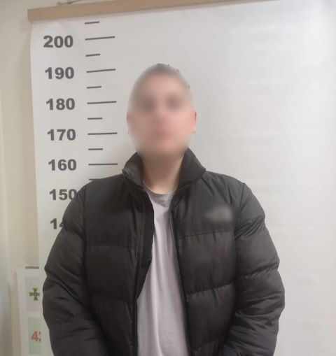 На КПП "Ужгород" задержали уголовника из Литвы 