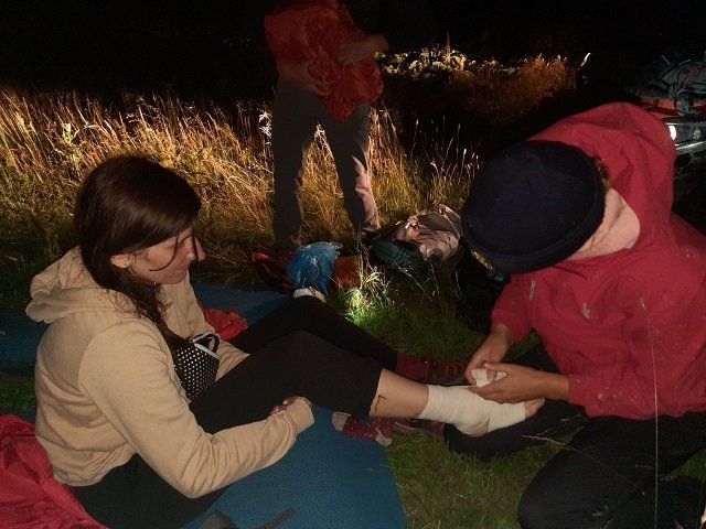 В горах Закарпатья 28-летняя львовянка травмировала ногу: Сообщение спасателям поступило поздно вечером