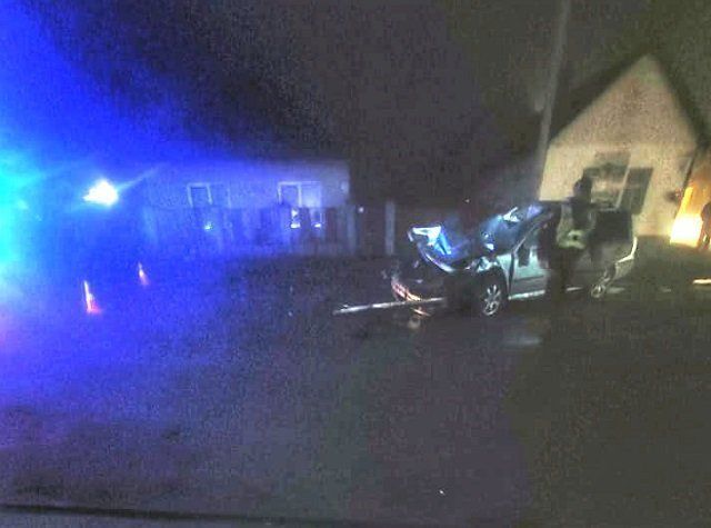 Смертельная авария в Закарпатье: Водитель Skoda не справился с управлением и влетел в электроопору