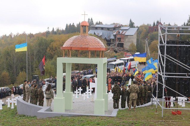Мемориальный комплекс павшим сечевикам Карпатской Украины на Верецком перевале